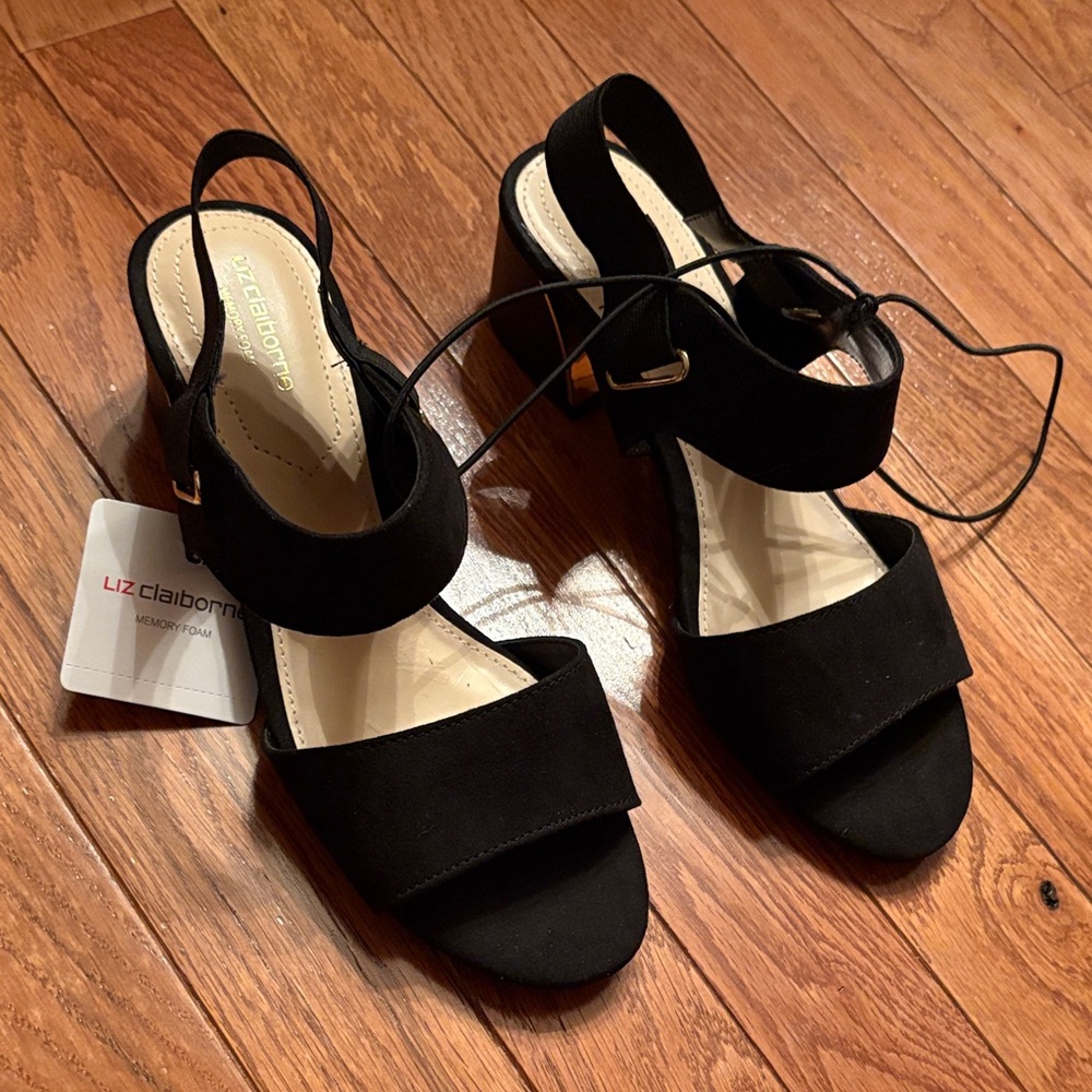 NWT Liz Claiborne Elegant Black Sandals - Picture 6 of 12